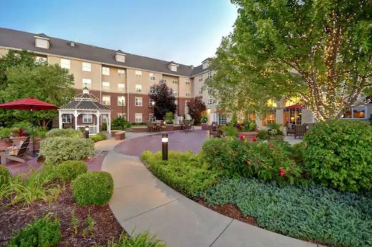 Homewood Suites By Hilton At The Waterfront Wichita Dış mekan fotoğraf