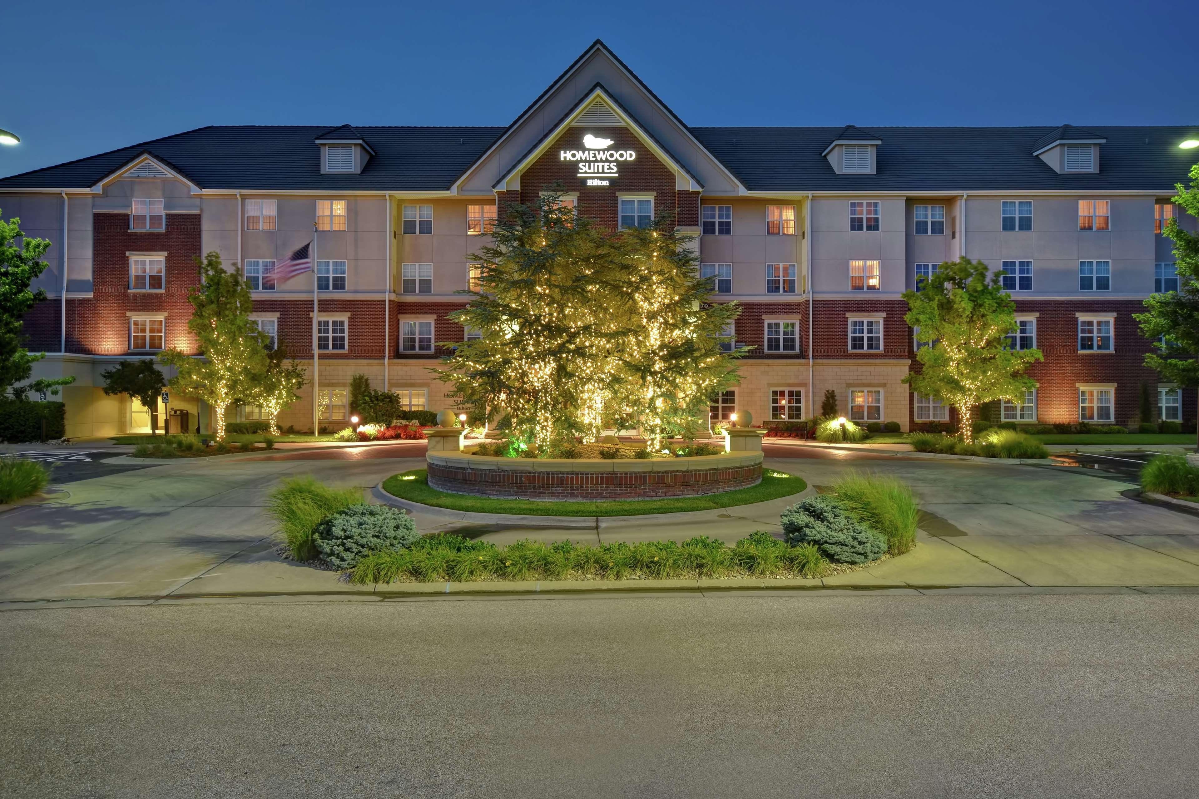 Homewood Suites By Hilton At The Waterfront Wichita Dış mekan fotoğraf