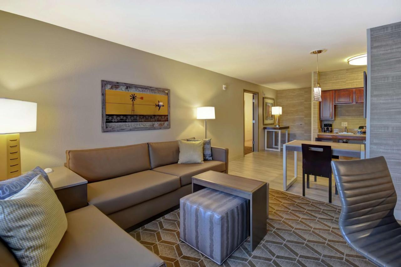 Homewood Suites By Hilton At The Waterfront Wichita Dış mekan fotoğraf