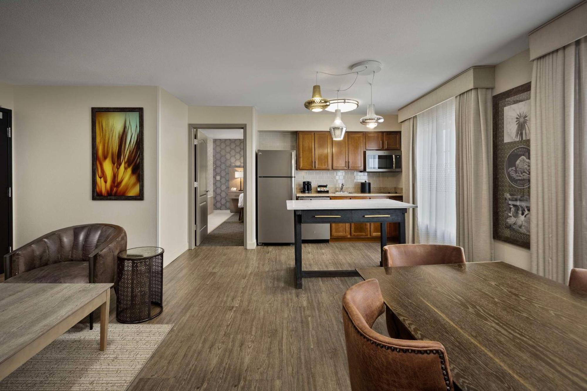 Homewood Suites By Hilton At The Waterfront Wichita Dış mekan fotoğraf