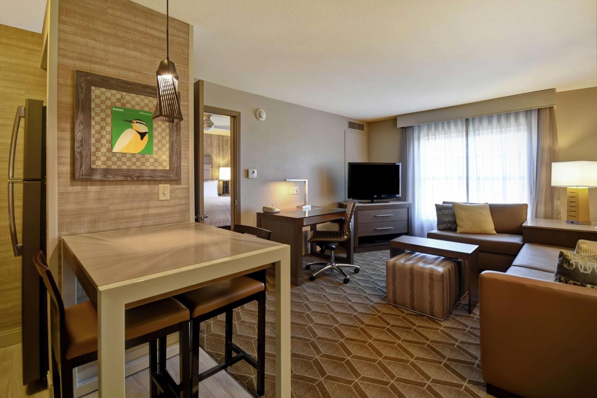 Homewood Suites By Hilton At The Waterfront Wichita Dış mekan fotoğraf
